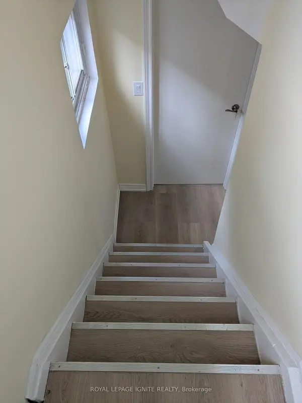 15 Beacham CRES #Bsmt, Toronto E05, ON M1T 1M9