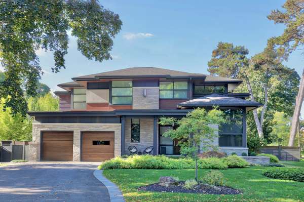 238 Hart AVE, Burlington, ON L7N 1P1