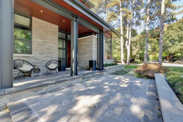 238 Hart AVE, Burlington, ON L7N 1P1