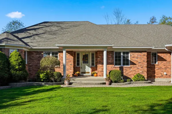 115 Deerhurst DR, Huron-kinloss, ON N2Z 2X3