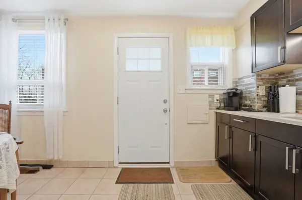 424 East 42nd ST, Hamilton, ON L8T 3A9