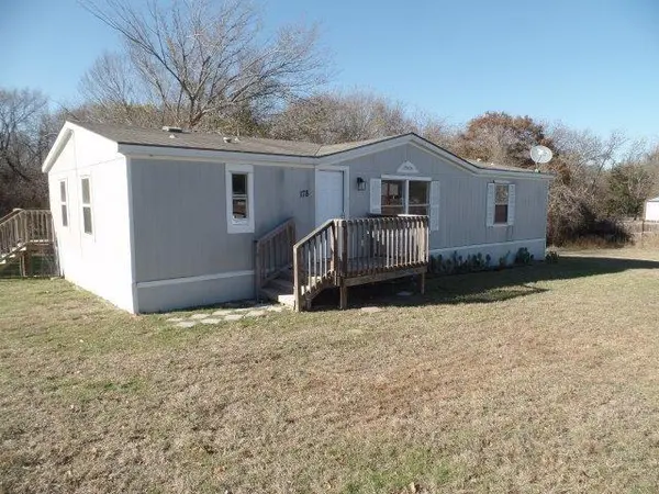 178 Valley Lake Lane,  Springtown,  TX 76082