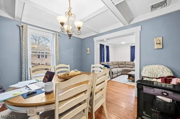 92 Myrtle Ave, Cedar Grove Twp., NJ 07009