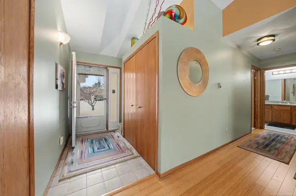 46753 Scotch Pine LN, Macomb Twp, MI 48042