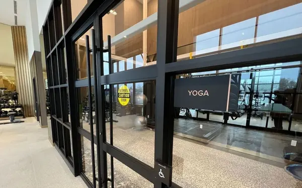 395 Dundas ST W #LPH12, Oakville, ON L6M 5R8