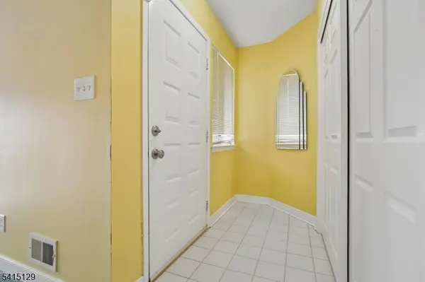 250 Ridgedale Ave Y6 #Y6, Florham Park Boro, NJ 07932