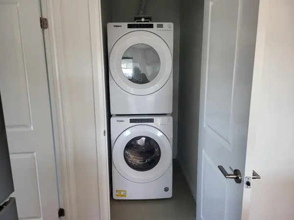 144 Watson RD #601, Guelph, ON N1E 0B9