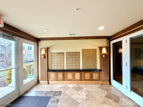 356 Victoria Drive, Bridgewater Twp., NJ 08807