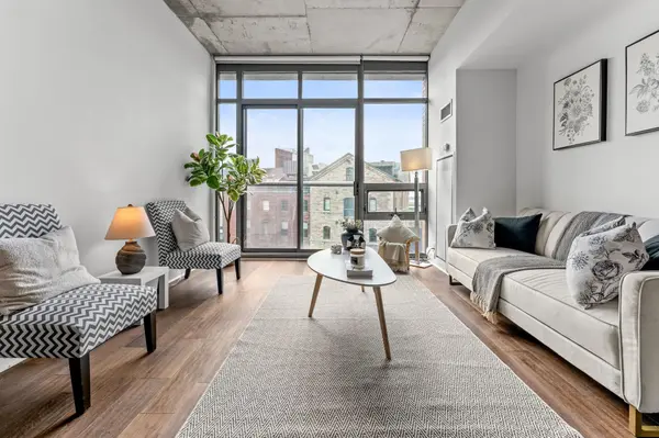 33 Mill ST #517, Toronto C08, ON M5A 3R3