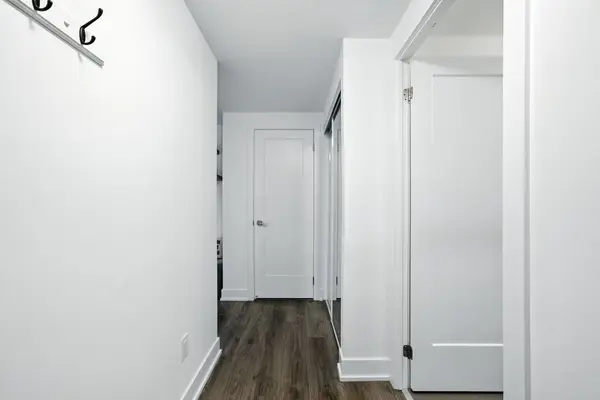 2545 Simcoe ST N #802, Oshawa, ON L1L 0W3