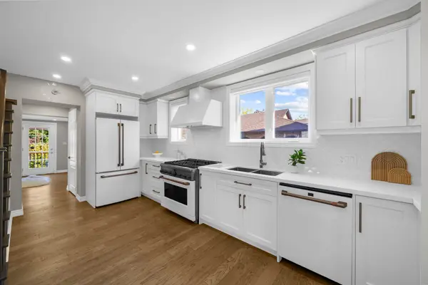 46 Elizabeth ST S, Brampton, ON L6Y 1R1