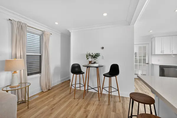 8 East 23rd ST, Hamilton, ON L8V 2W6