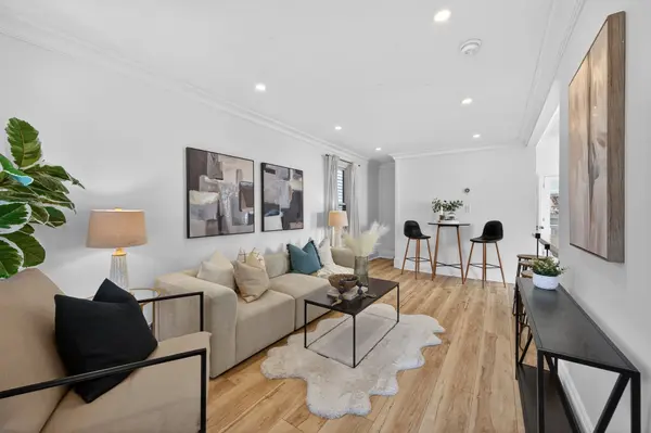 8 East 23rd ST, Hamilton, ON L8V 2W6