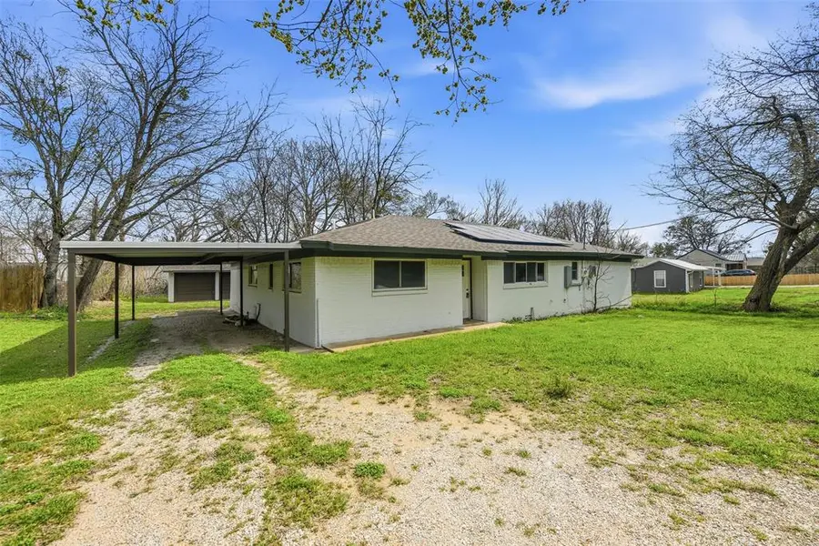 205 S Line Street, Weatherford, TX 76086