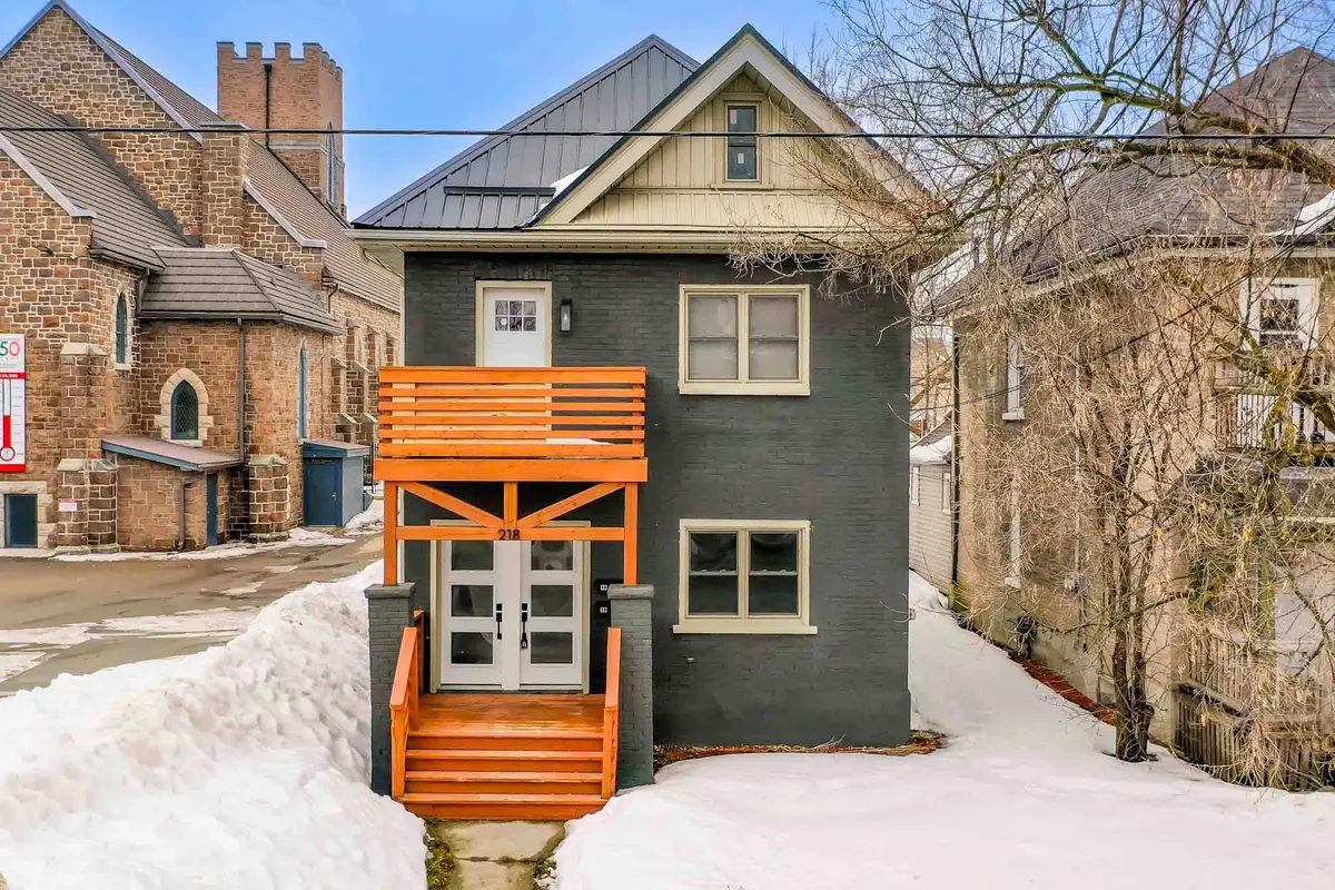 218 Park ST N, Peterborough, ON K9J 3P8