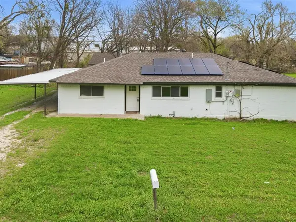 205 S Line Street, Weatherford, TX 76086