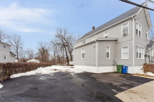 291 E 12Th Ave, Roselle Boro, NJ 07203