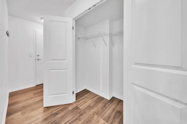 125 Western Battery RD #502, Toronto C01, ON M6K 3R8