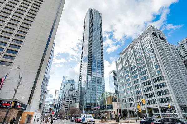 180 University AVE #3504, Toronto C01, ON M5H 0A2