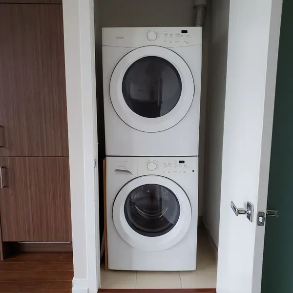 Address not disclosed, Toronto C01, ON M5V 0B8