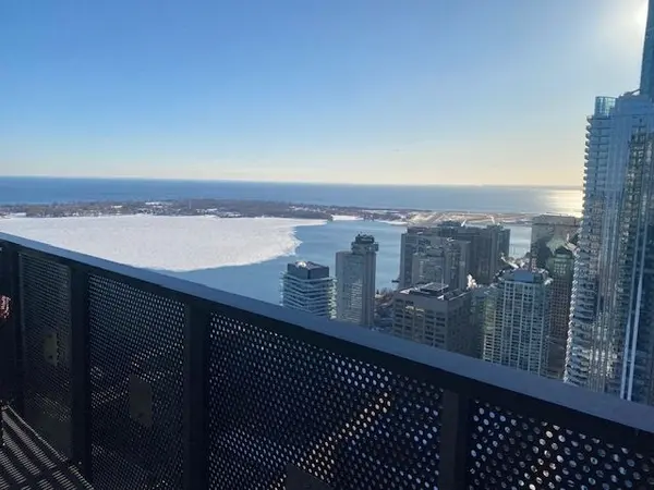 138 Downes ST #6511, Toronto C08, ON M5E 0E4