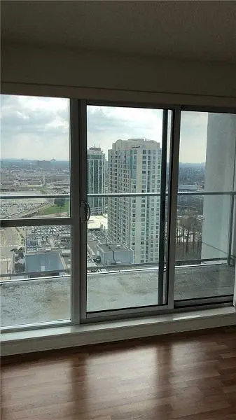 70 Town Centre CT #2402, Toronto E09, ON M1P 4Y7