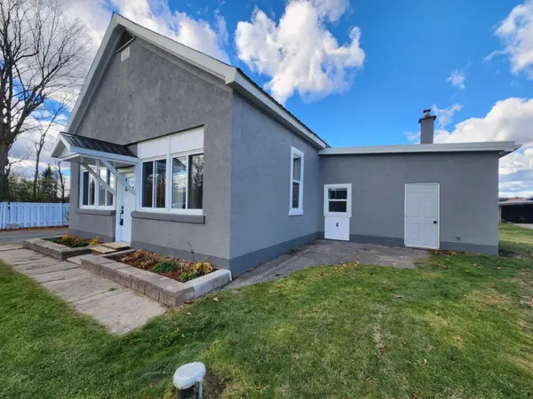 7794 County Road 21 RD, Augusta, ON K0E 1X0