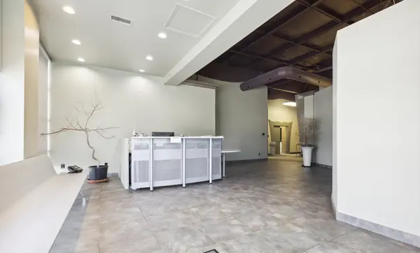 555 Barton ST, Hamilton, ON L8E 5S1