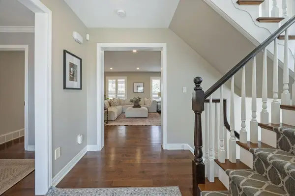 104 Stephen Moore DR, Middlesex Centre, ON N0L 1R0