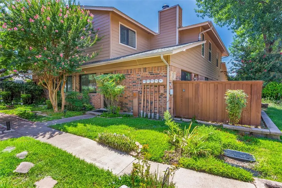 5765 Cedar Creek Drive, Benbrook, TX 76109