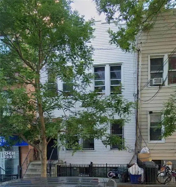 938 40th ST, Brooklyn, NY 11219