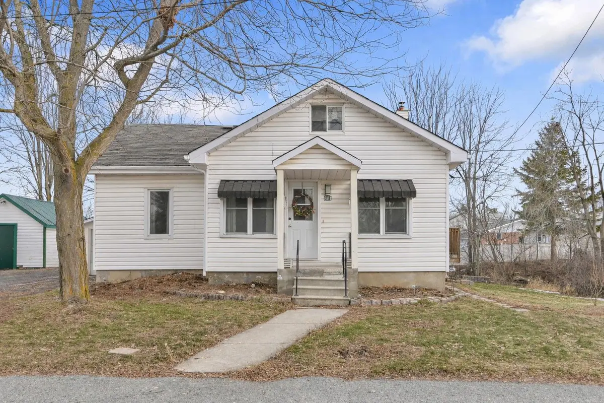 541 Albert ST, North Dundas, ON K0C 2K0