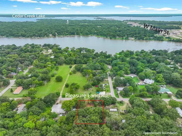 410 Pleasure Land Road, Gun Barrel City, TX 75156