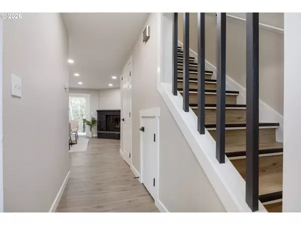 Portland, OR 97221,4921 SW 59TH AVE #6