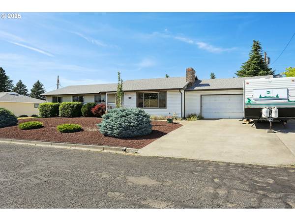 825 MAPLE DR, Goldendale, WA 98620