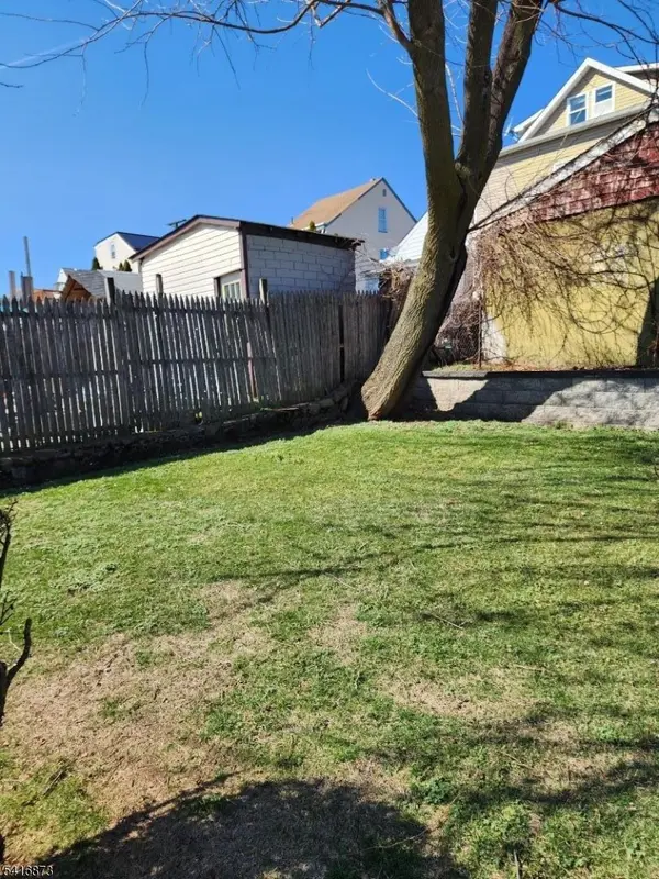 69-71 Crooks Ave, Paterson City, NJ 07503