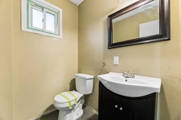 1627 Alwin CIR, Pickering, ON L1V 2W1