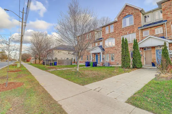 4271A Lawrence AVE E, Toronto E10, ON M1E 2S8