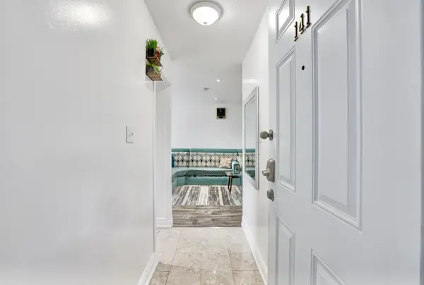 3040 Constitution BLVD #141, Mississauga, ON L4Y 3X7