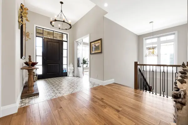 44 Pioneer Ridge DR, Kitchener, ON N2P 0G6