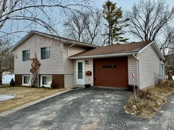 3 Champlain ST, Centre Hastings, ON K0K 2K0