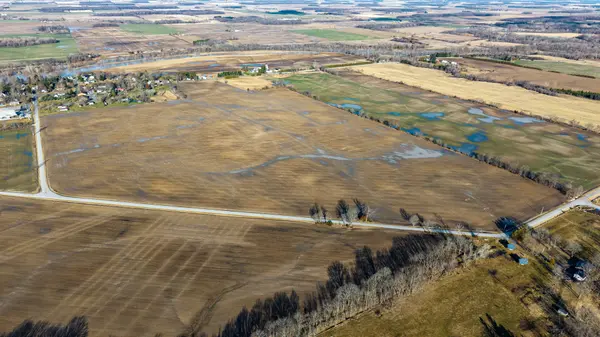 PT LT 17 Florence RD, Dawn-euphemia, ON N0P 1R0