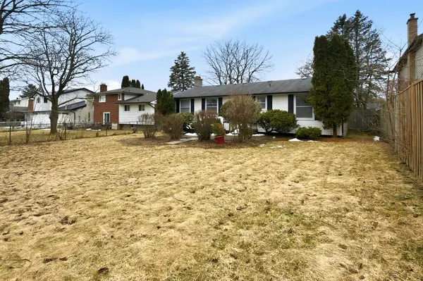 20 Lynngate CT, London South, ON N6K 1S4