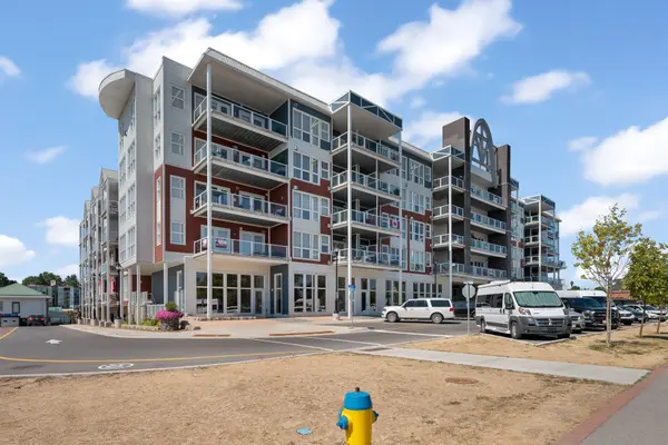 130 Water ST E #14, Gananoque, ON K7G 0A8