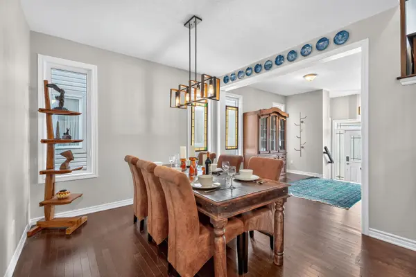 308 Autumnfield ST, Kanata, ON K2M 0J4