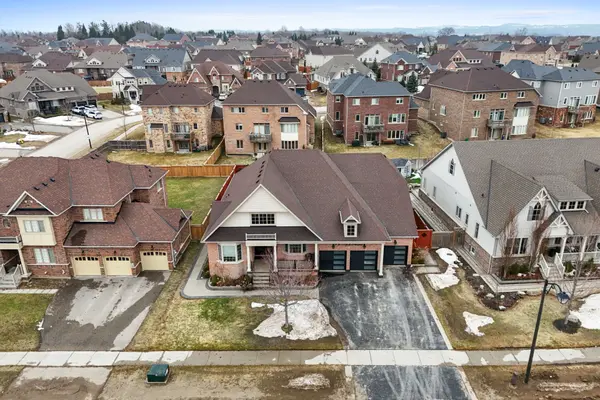 55 Meek AVE, Mono, ON L9W 6W9