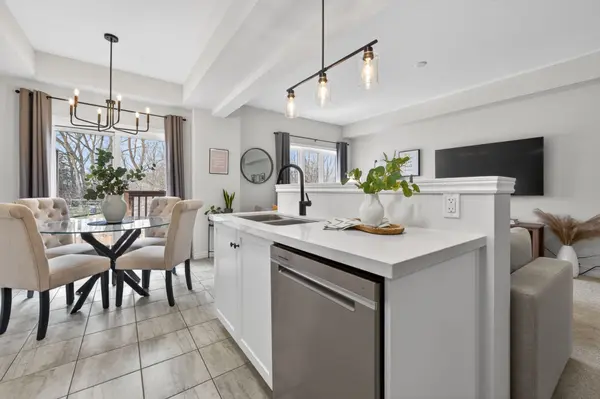 59 Dennis DR, West Lincoln, ON L0R 2A0