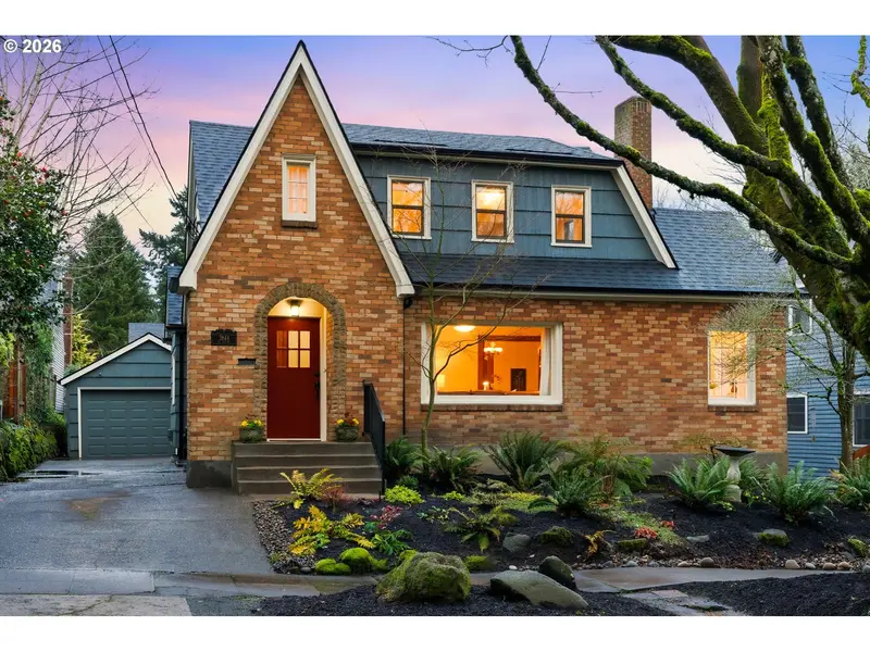 3844 NE 21ST AVE, Portland, OR 97212