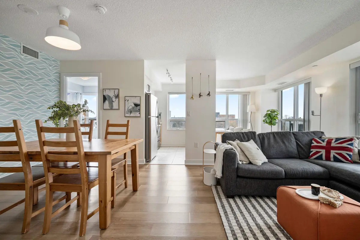 1346 Danforth RD #405, Toronto E08, ON M1J 0A9