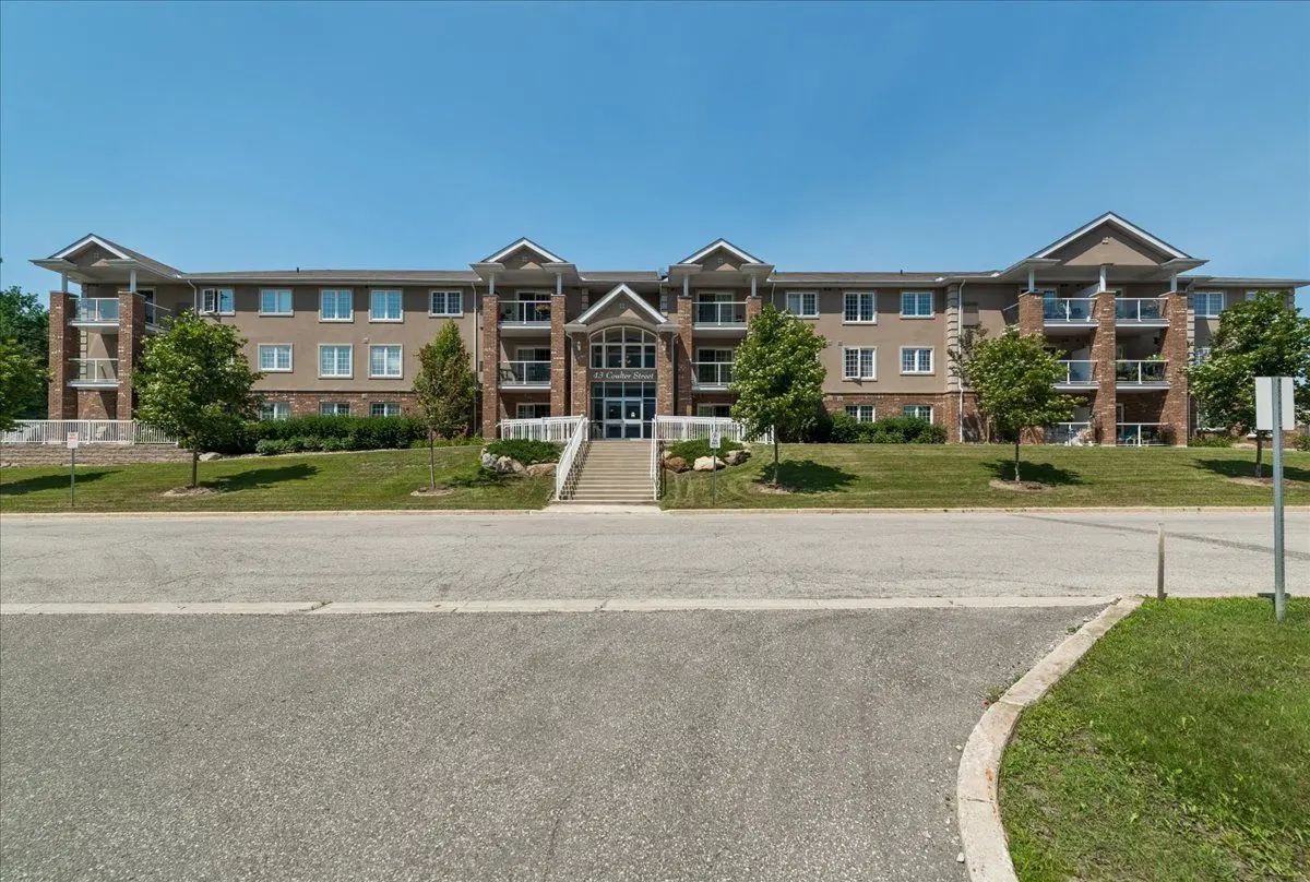 43 Coulter ST #20, Barrie, ON L4N 6L9